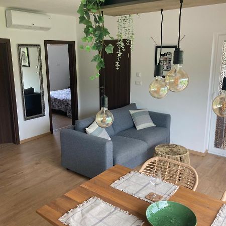 My Little Place In Croatia Apartamento PUY Exterior foto